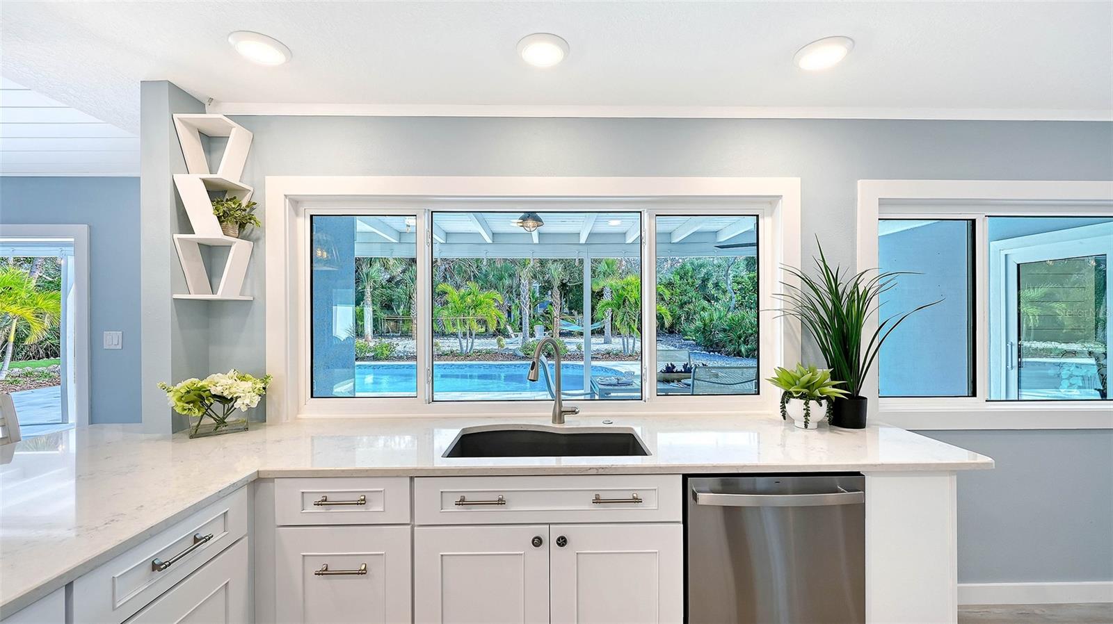 Image 19 of 100 For 7221 Plovers Way