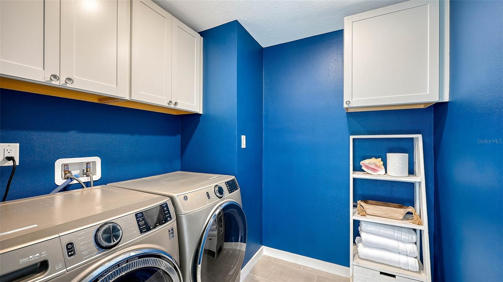 Image 44 of 100 For 7221 Plovers Way