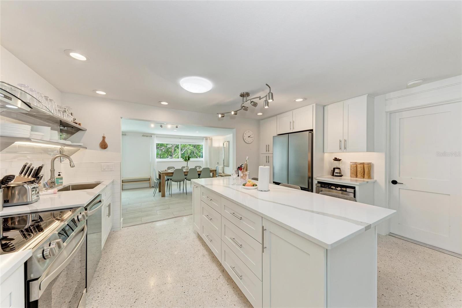 Image 13 of 70 For 116 Hammock Road