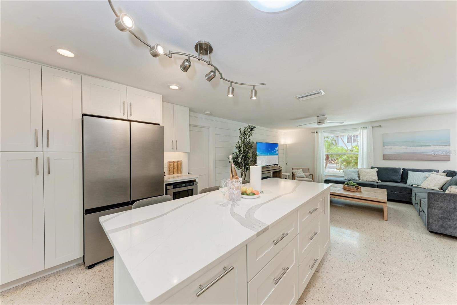 Image 16 of 70 For 116 Hammock Road