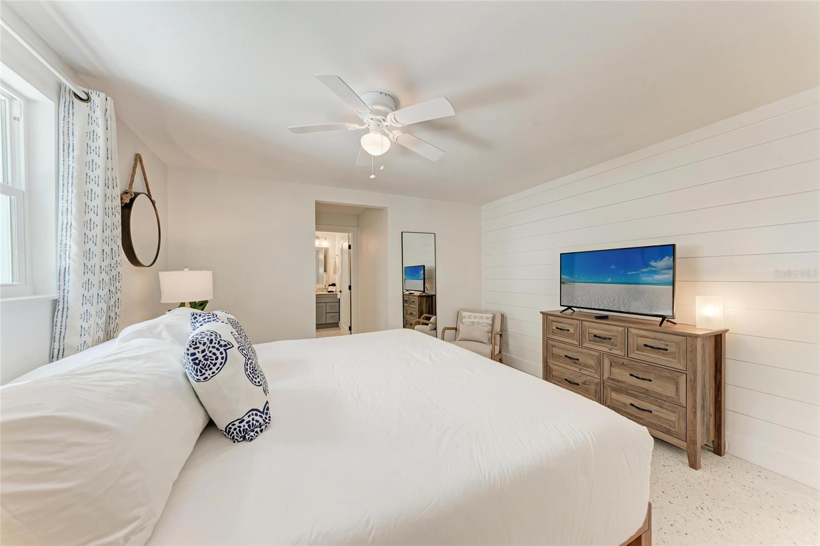 Image 25 of 70 For 116 Hammock Road