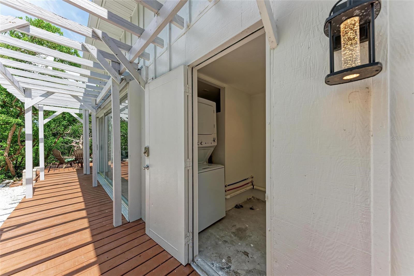 Image 38 of 70 For 116 Hammock Road