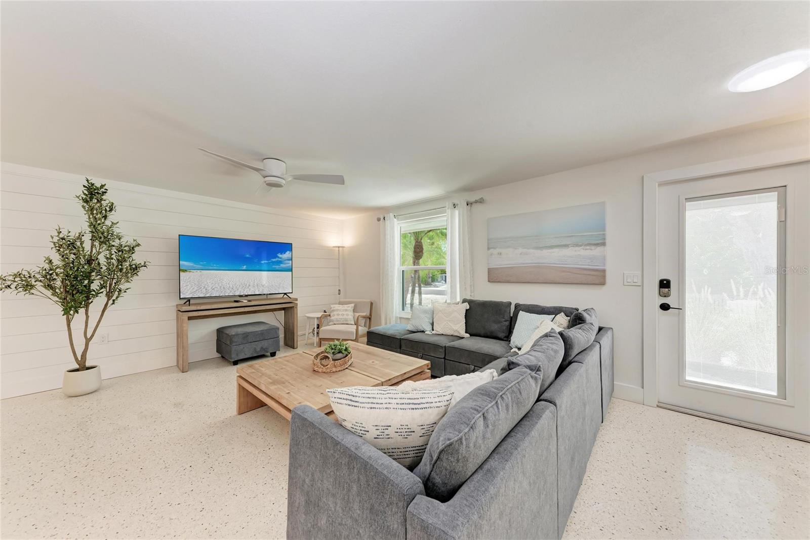 Image 8 of 70 For 116 Hammock Road