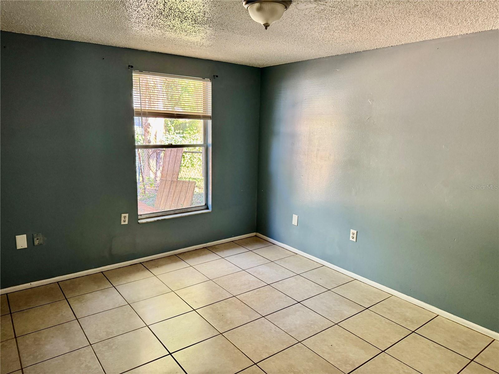 Image 9 of 16 For 2311 52nd Avenue E