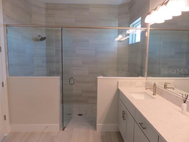 Listing photo id 19 for 6311 Pigeon Plum Way