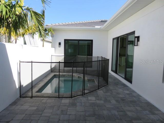 Listing photo id 32 for 6311 Pigeon Plum Way