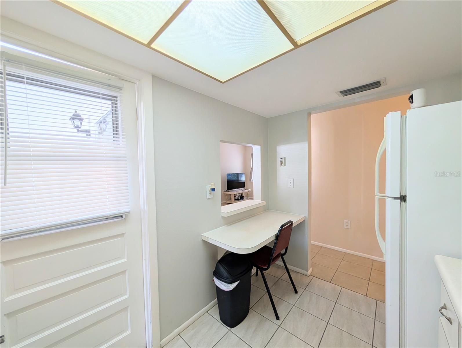 Image 6 of 25 For 6105 Coral Way