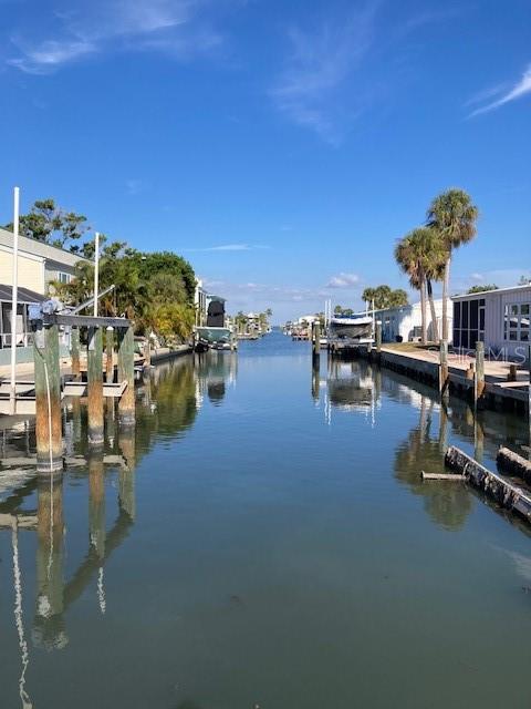 Image 12 of 21 For 707 Saint Judes Drive S 3