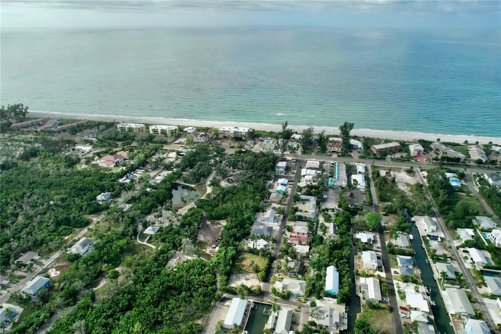 Image 16 of 21 For 707 Saint Judes Drive S 3