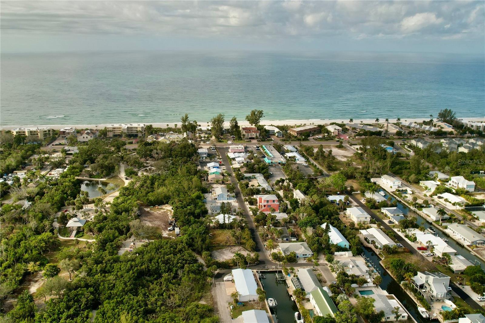 Image 18 of 21 For 707 Saint Judes Drive S 3