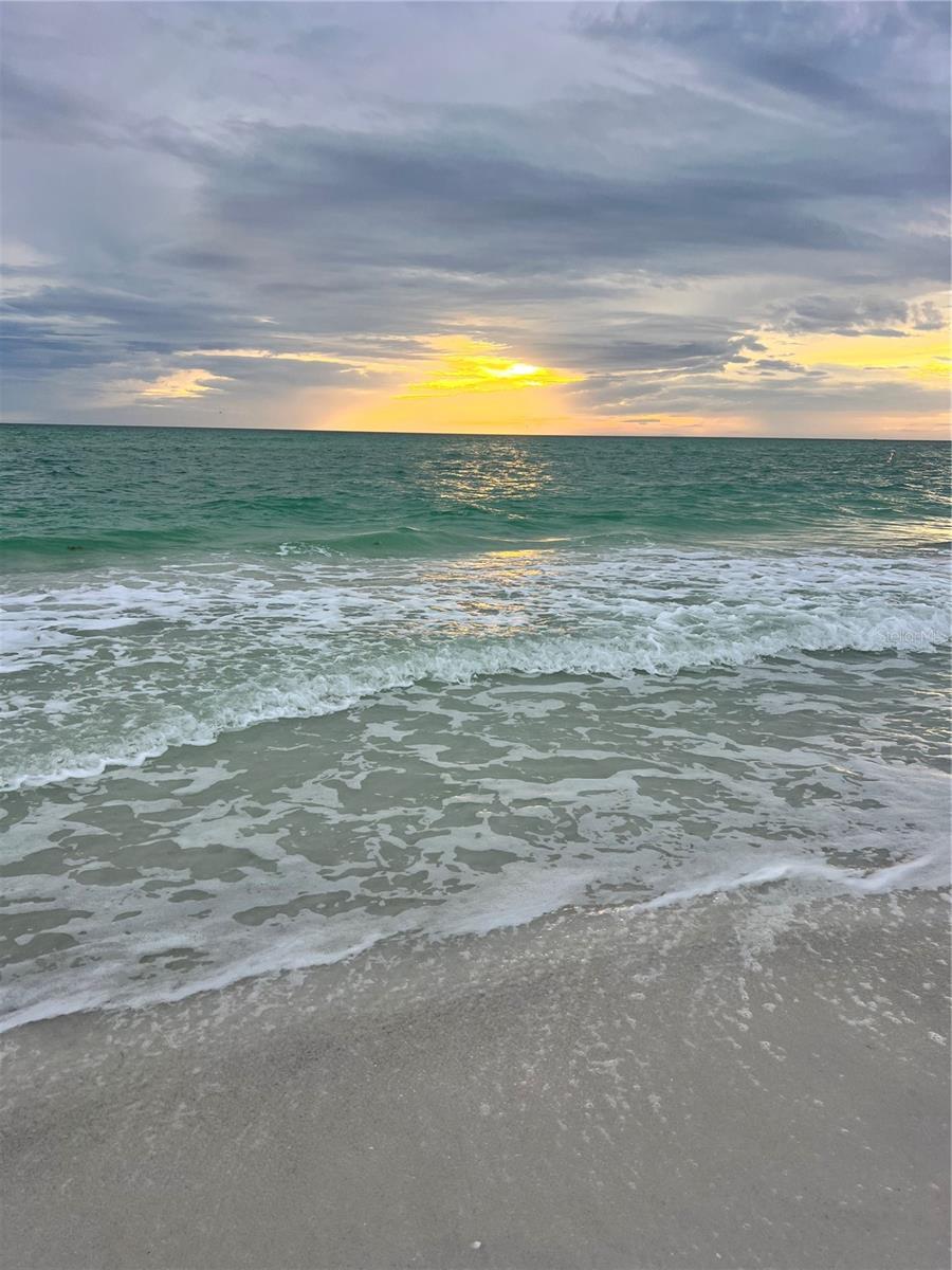 Image 3 of 21 For 707 Saint Judes Drive S 3