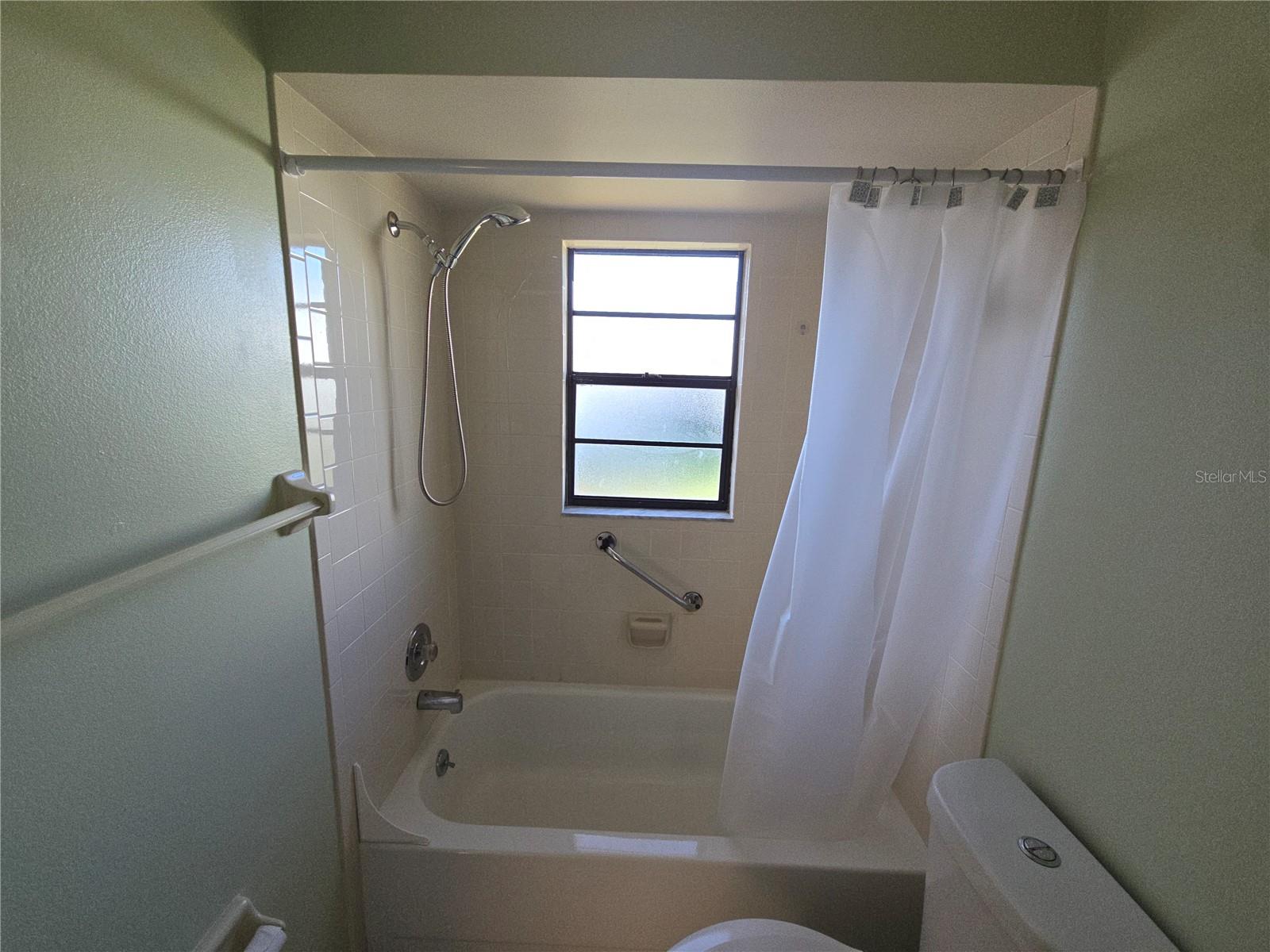 Image 8 of 27 For 4924 Live Oak Circle 115