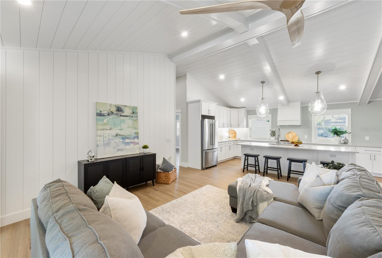 Image 10 of 59 For 6911 9th Avenue Nw