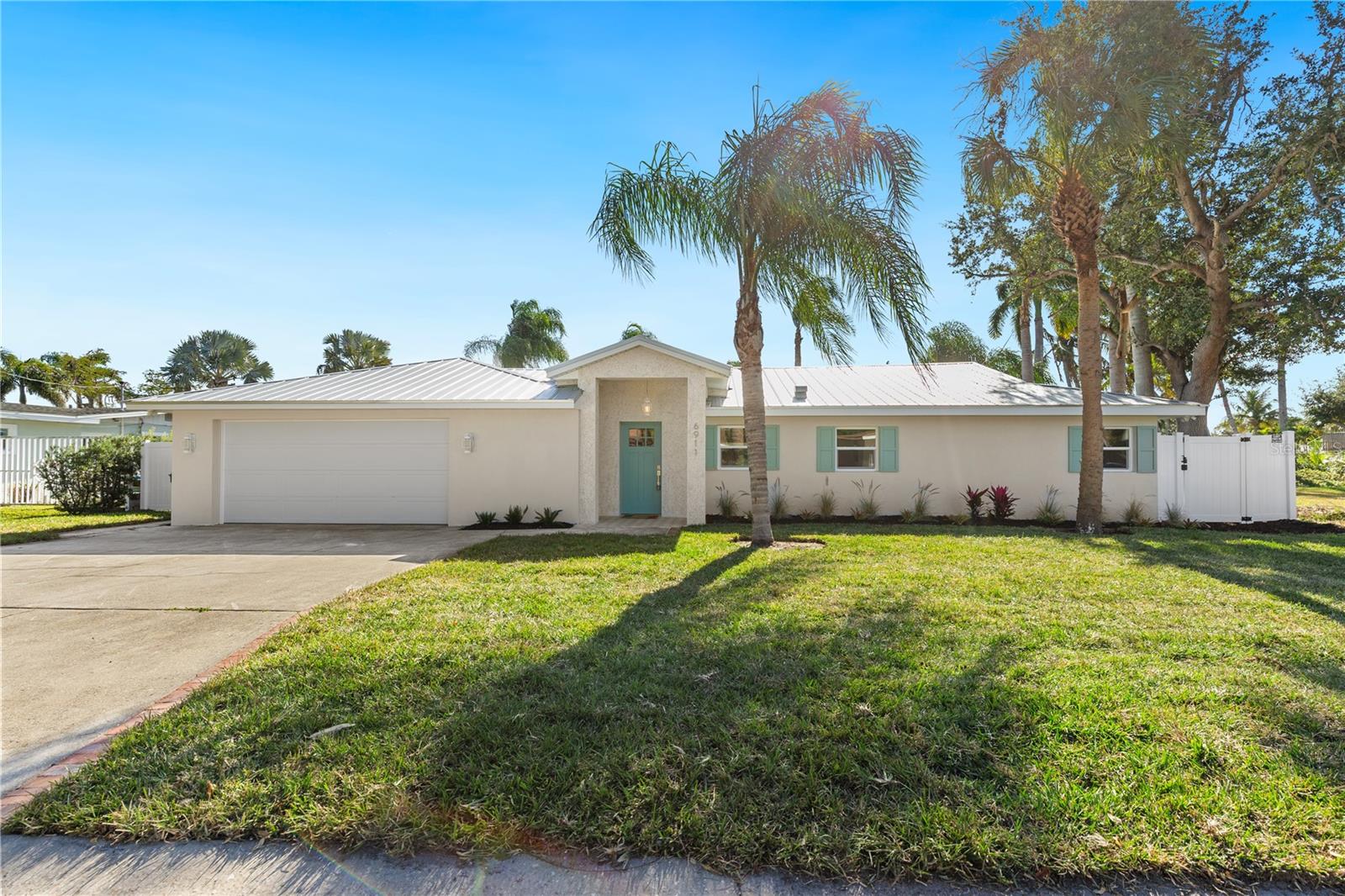 Image 18 of 59 For 6911 9th Avenue Nw