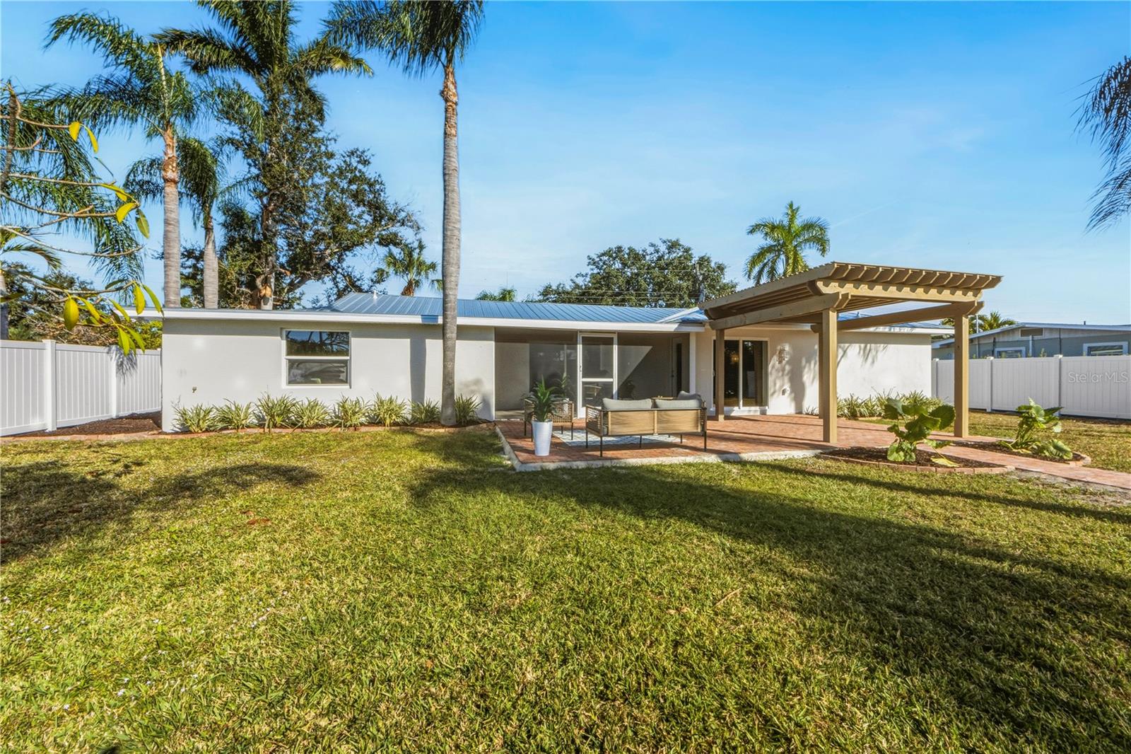 Image 28 of 59 For 6911 9th Avenue Nw