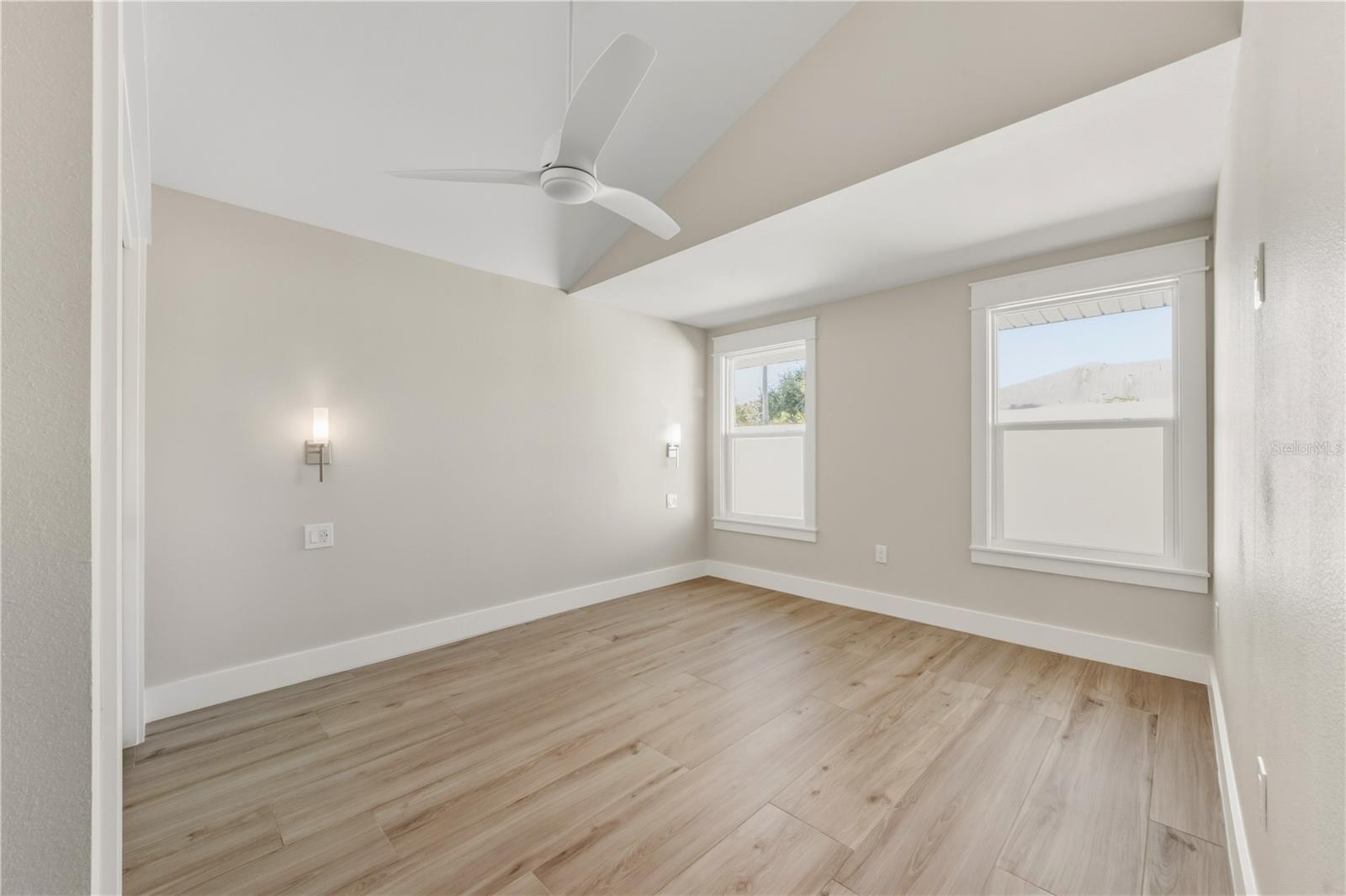 Image 46 of 59 For 6911 9th Avenue Nw