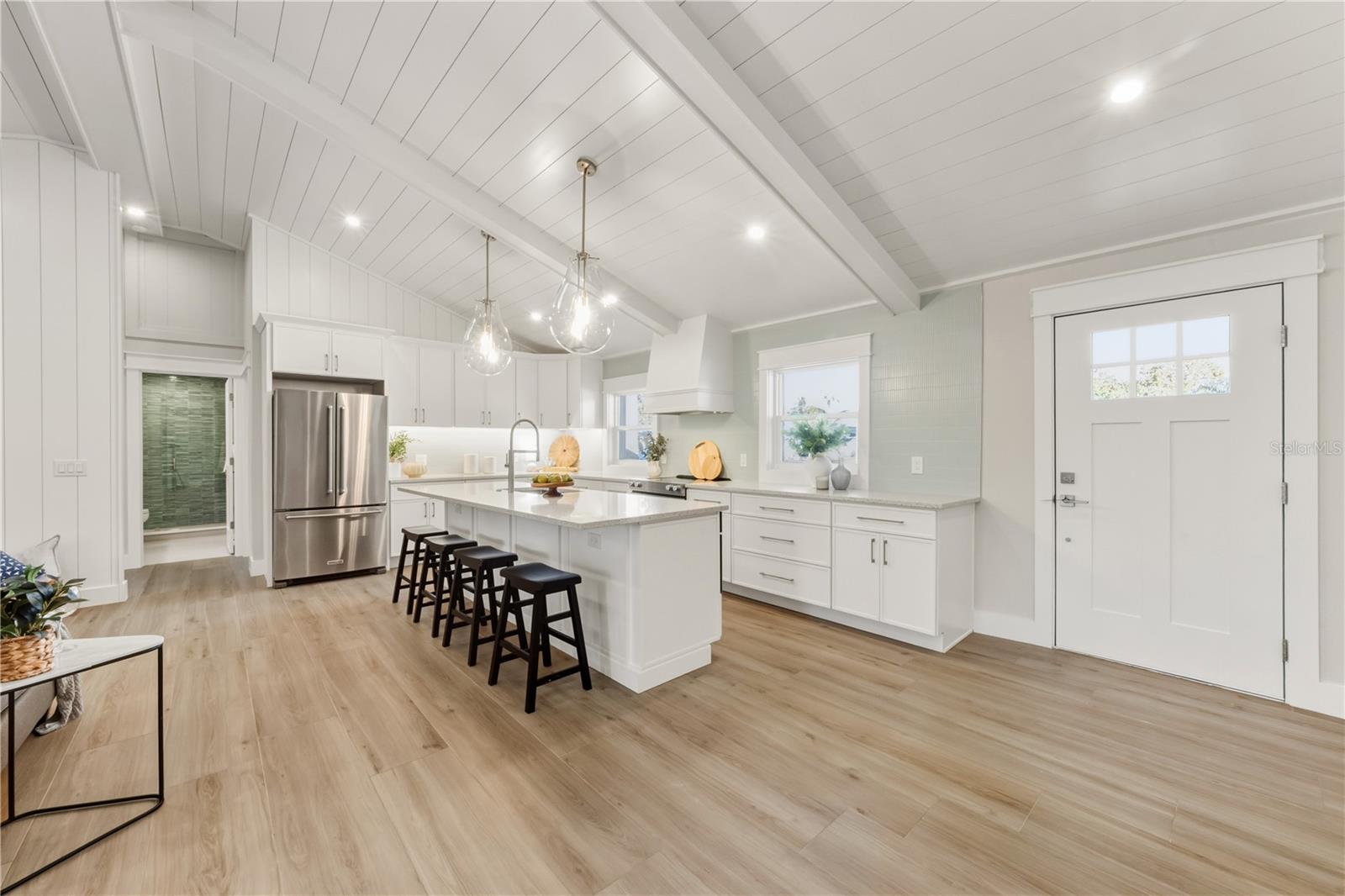 Image 7 of 59 For 6911 9th Avenue Nw