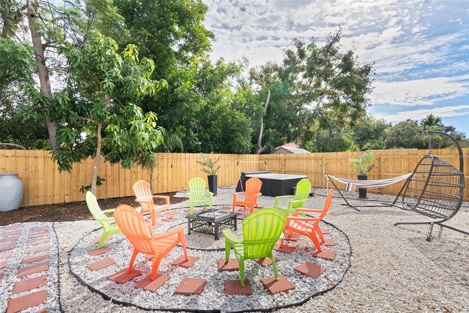 Image 37 of 44 For 3015 Vinson Avenue