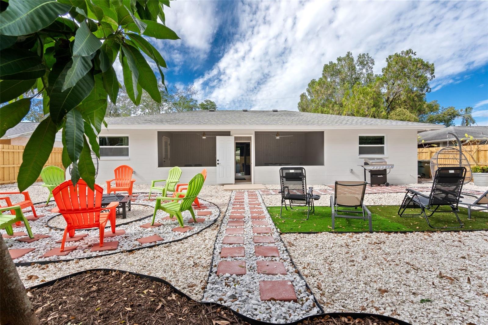 Image 39 of 44 For 3015 Vinson Avenue