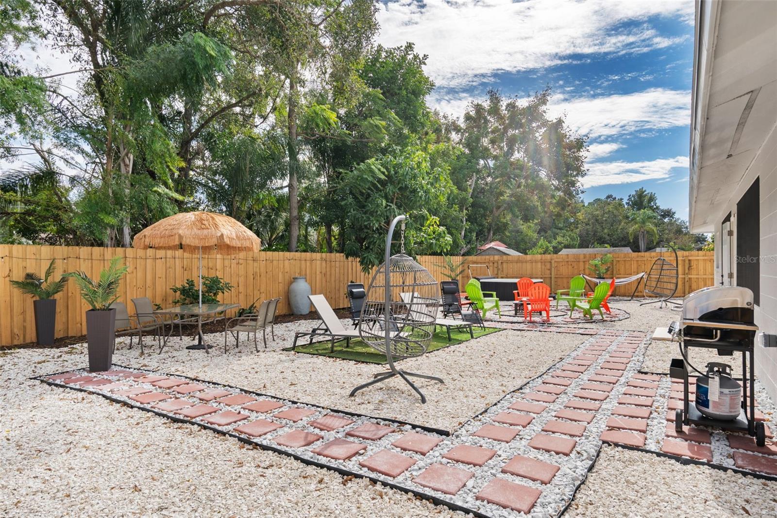 Image 41 of 44 For 3015 Vinson Avenue