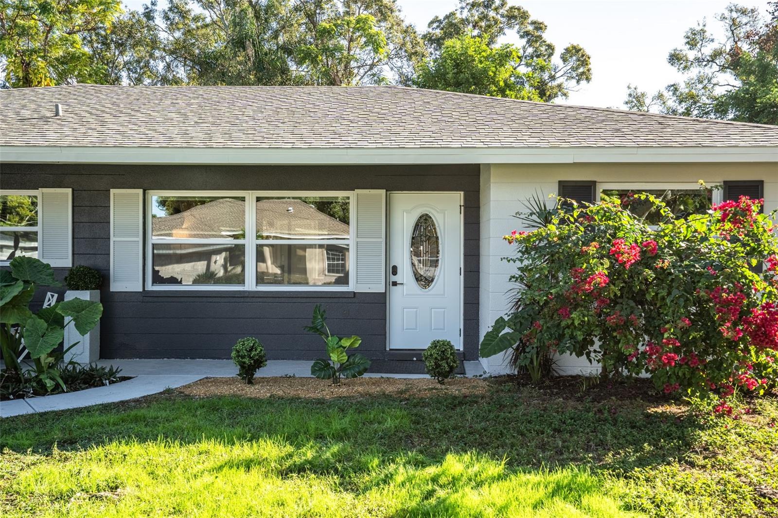 Image 6 of 44 For 3015 Vinson Avenue