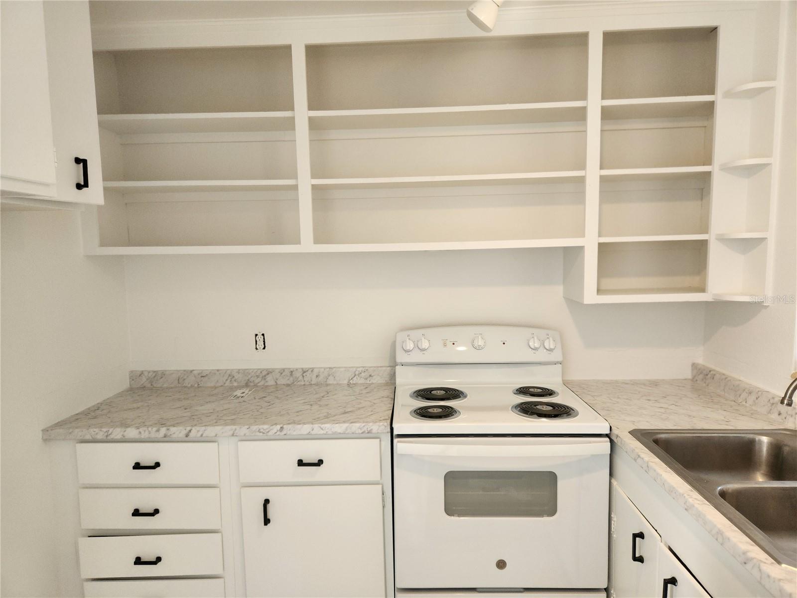 Image 3 of 18 For 957 47th Street