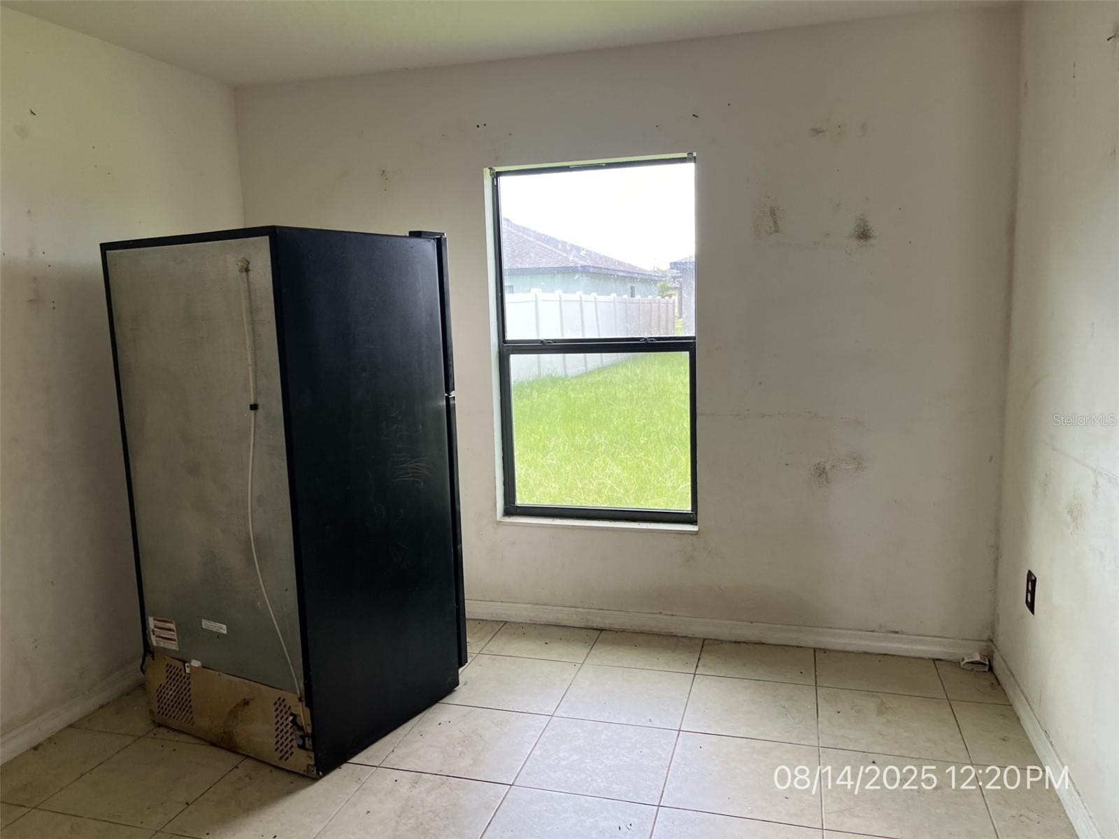 Image 4 of 13 For 837 Chatham Walk Drive