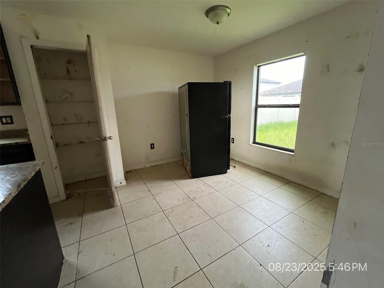 Image 9 of 13 For 837 Chatham Walk Drive