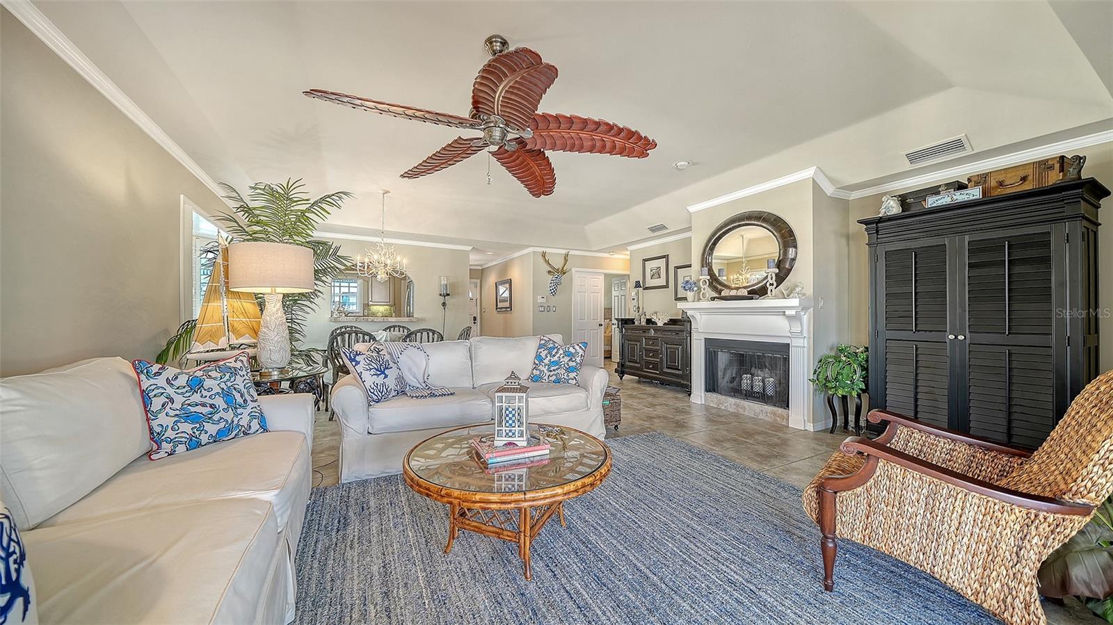 Image 12 of 77 For 1564 Stickney Point Road 303