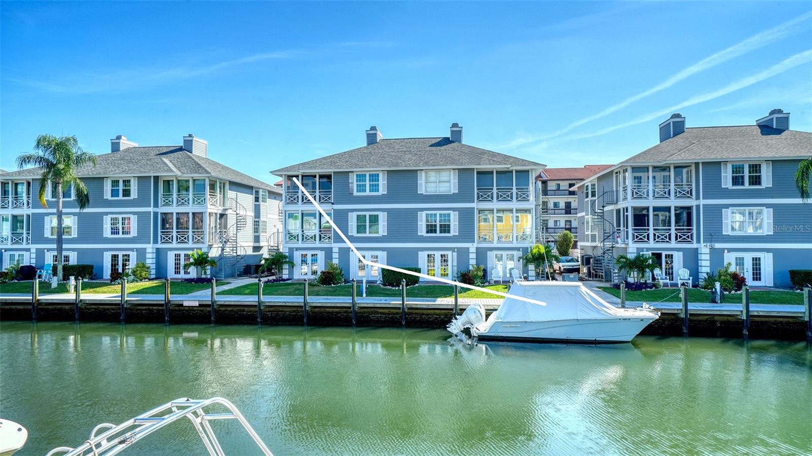 Image 46 of 77 For 1564 Stickney Point Road 303