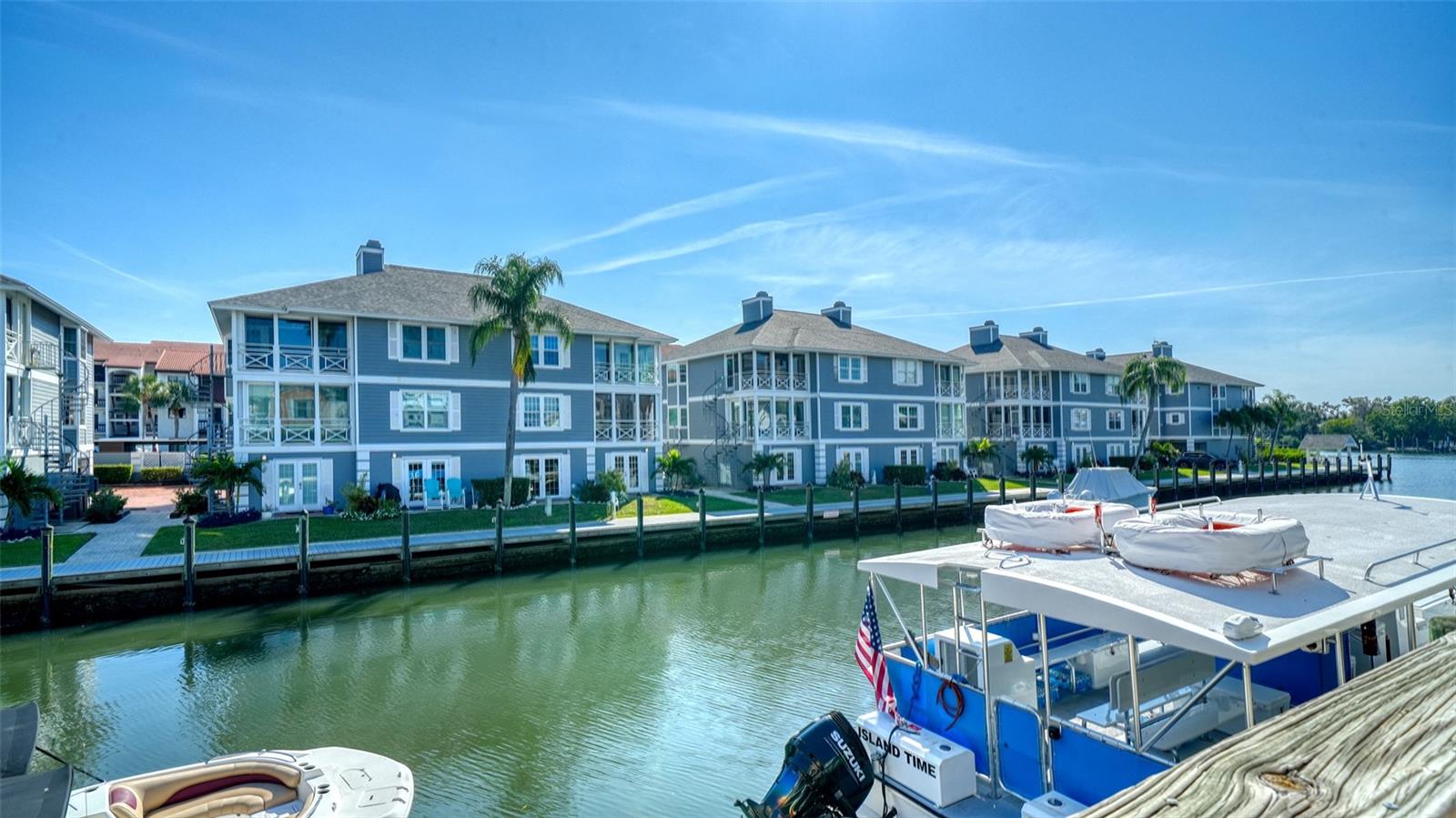 Image 47 of 77 For 1564 Stickney Point Road 303