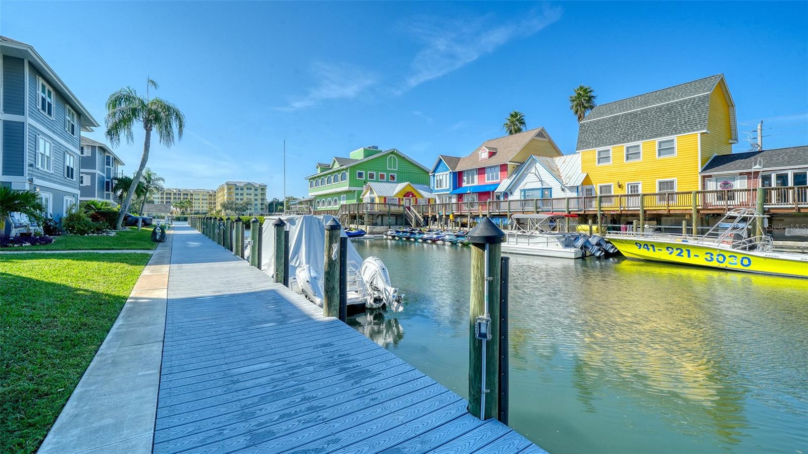 Image 48 of 77 For 1564 Stickney Point Road 303