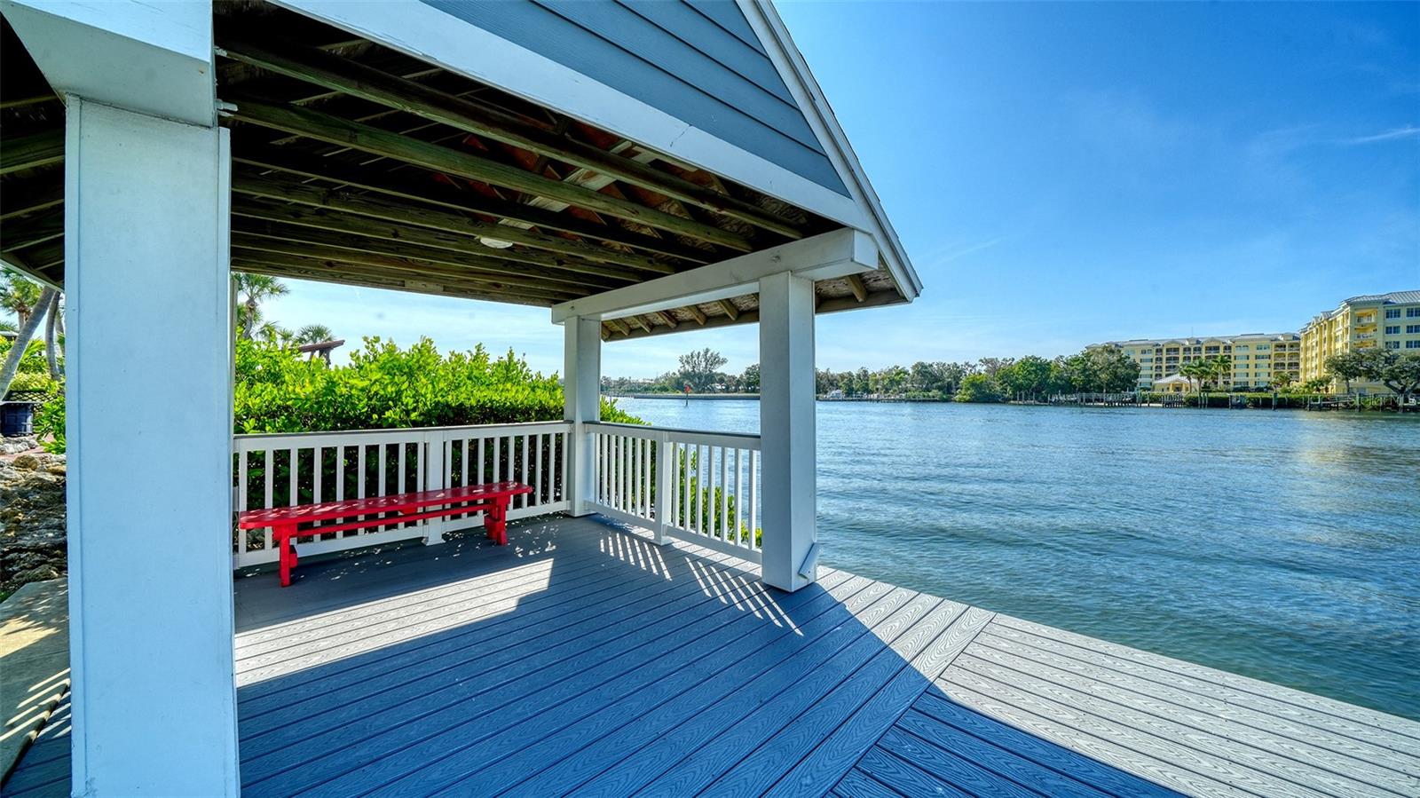 Image 59 of 77 For 1564 Stickney Point Road 303