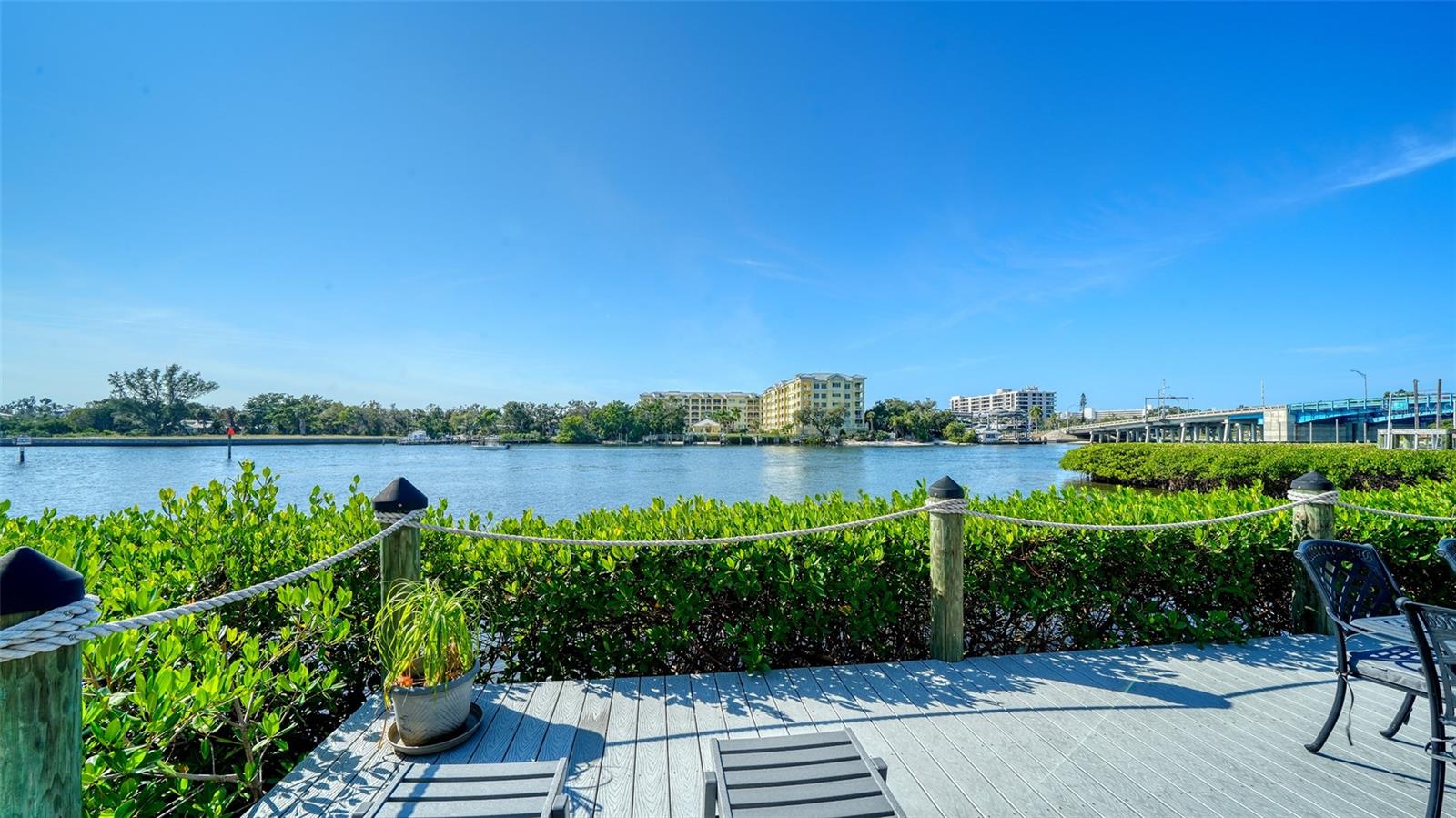 Image 62 of 77 For 1564 Stickney Point Road 303