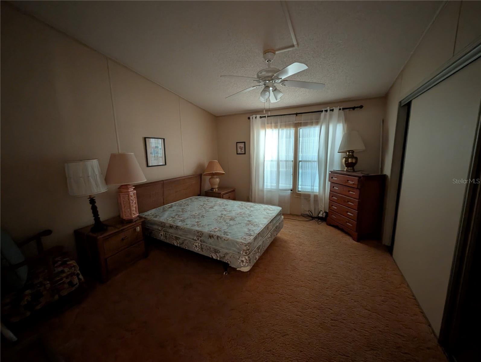 Image 12 of 15 For 715 50th Avenue Terrace W