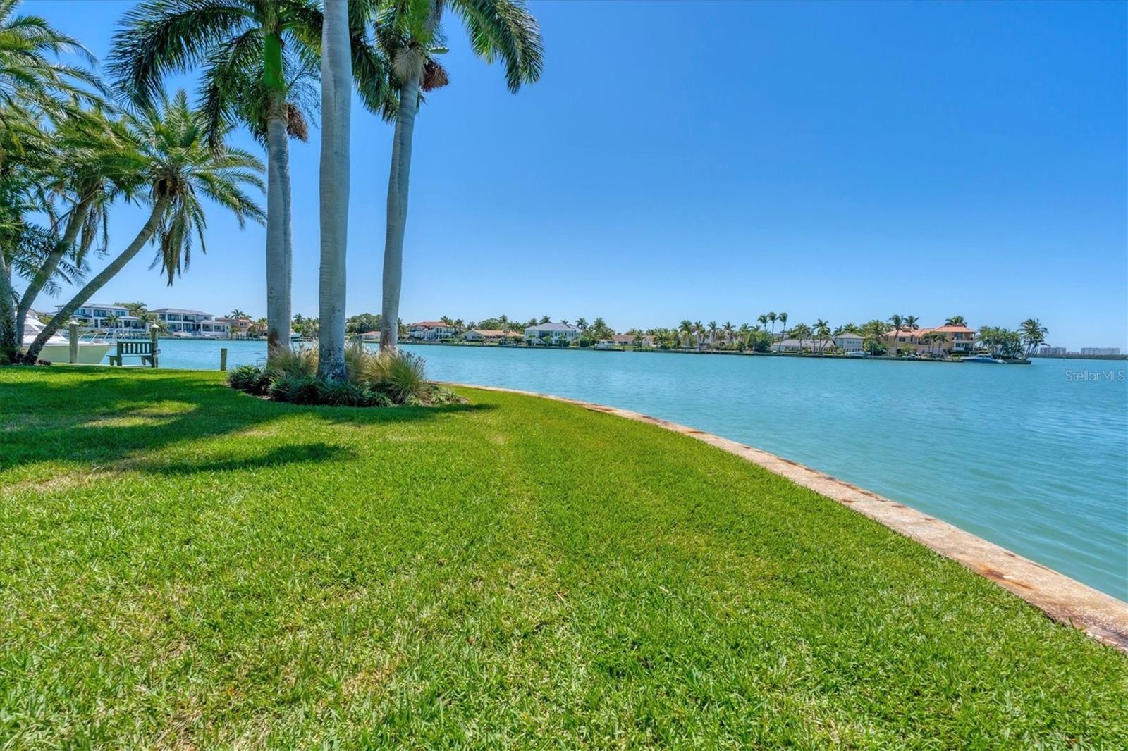 Image 18 of 34 For 102 Seagull Lane