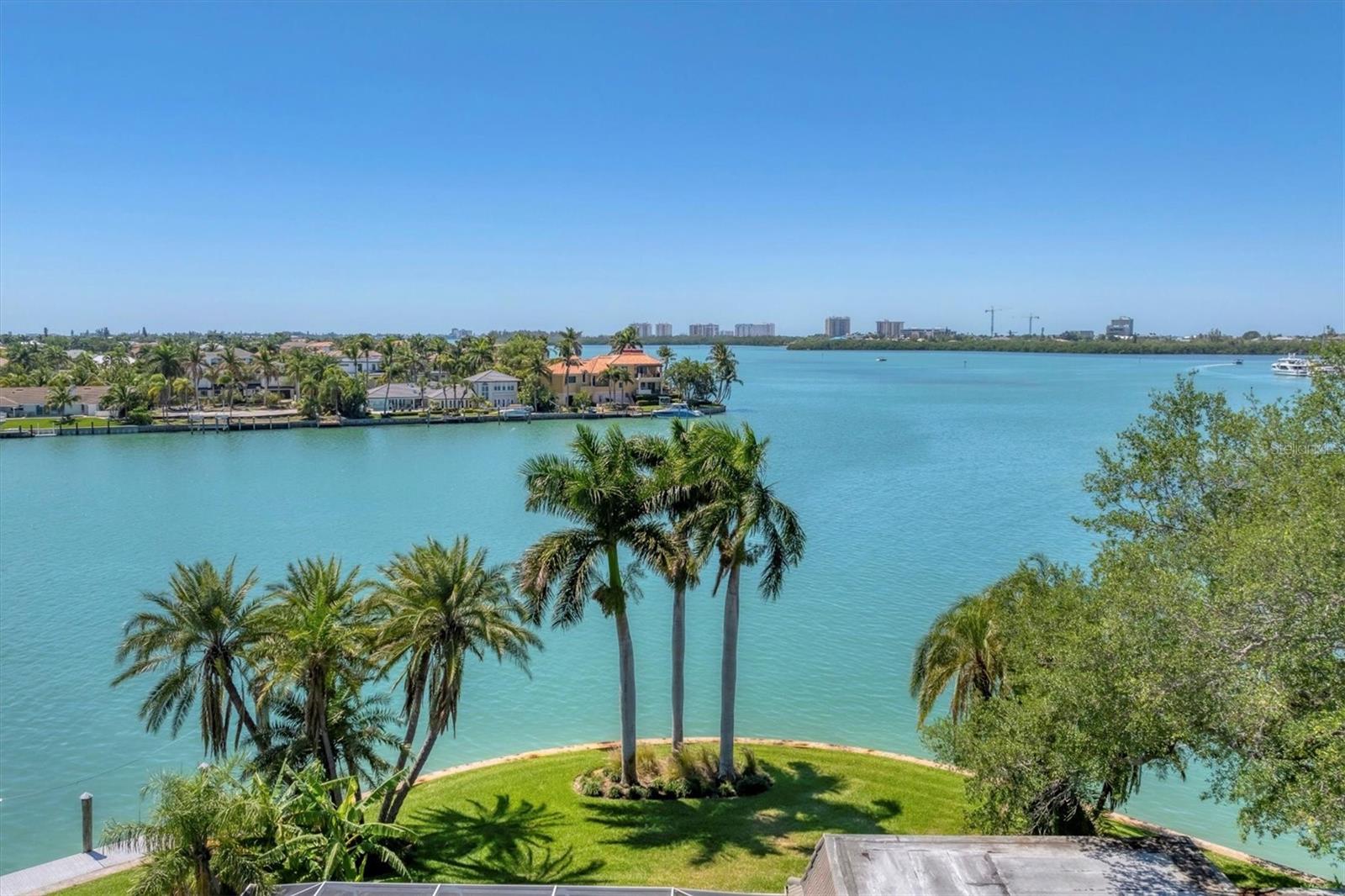 Image 22 of 34 For 102 Seagull Lane