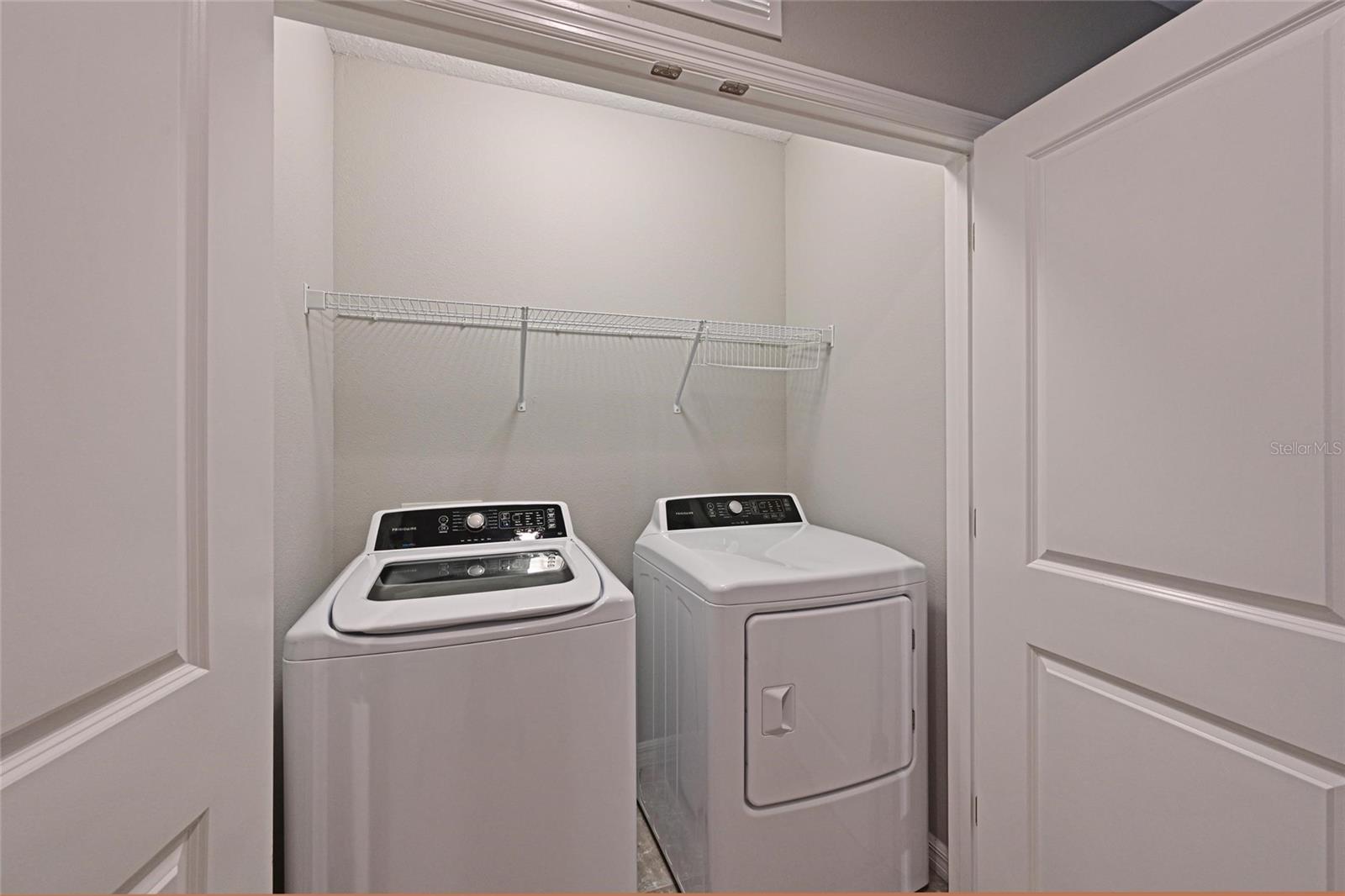 Image 20 of 31 For 2419 Midnight Pearl Drive