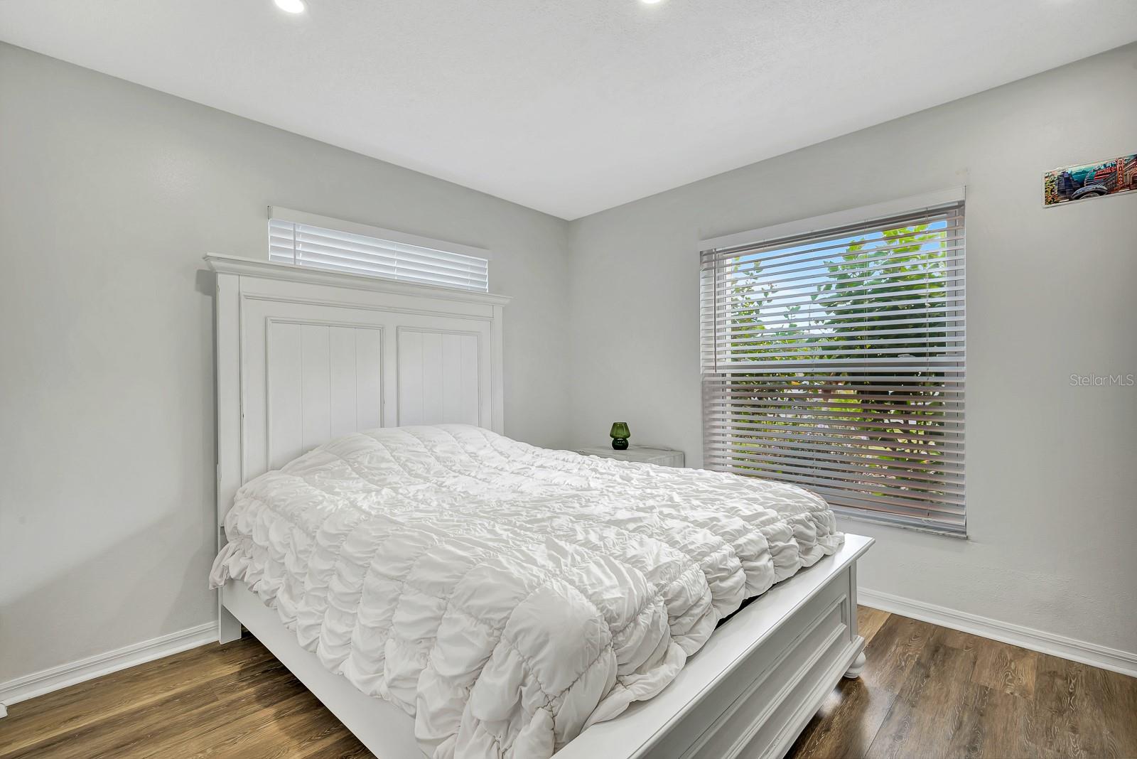 Image 18 of 50 For 5304 72nd Street E