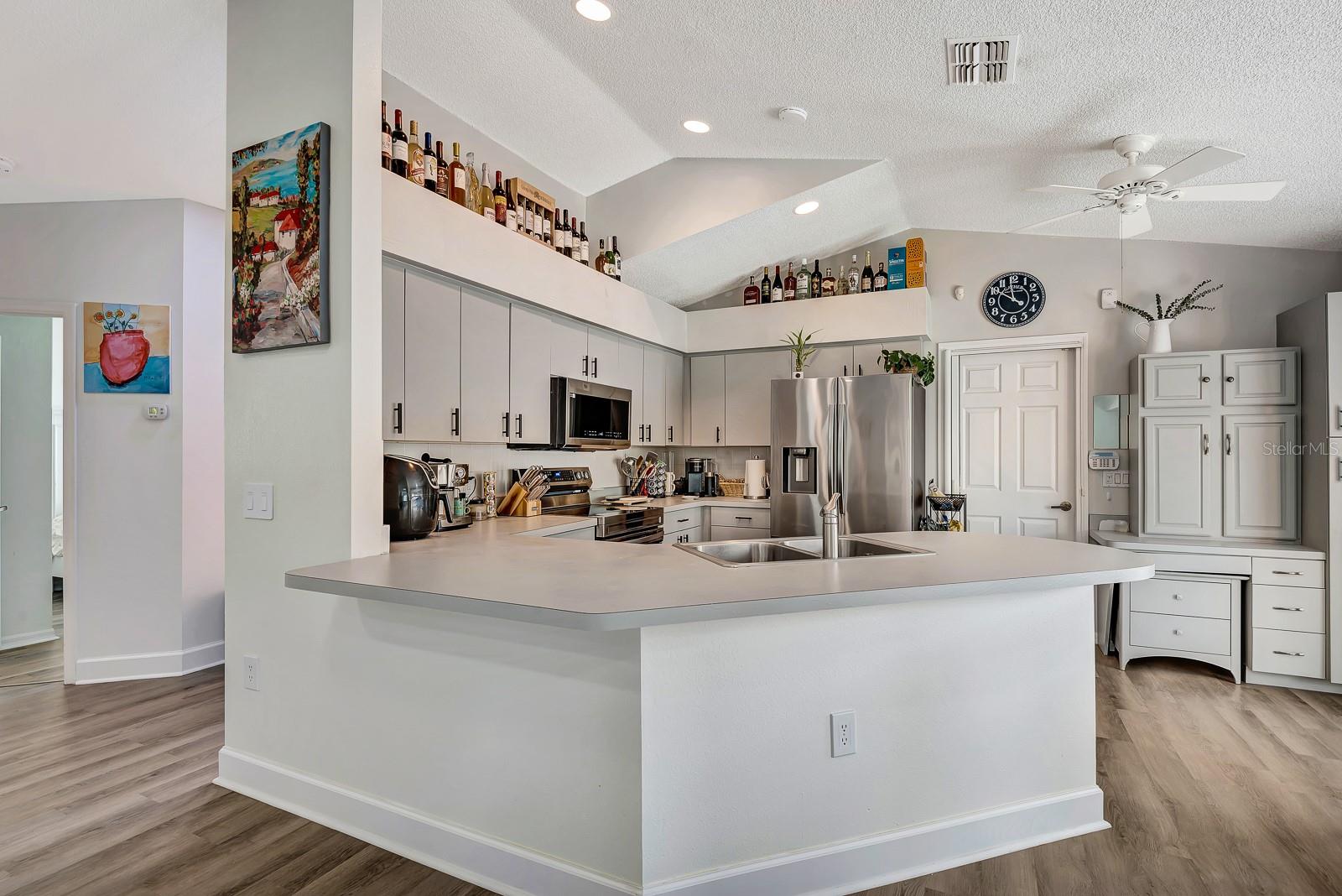 Image 6 of 50 For 5304 72nd Street E