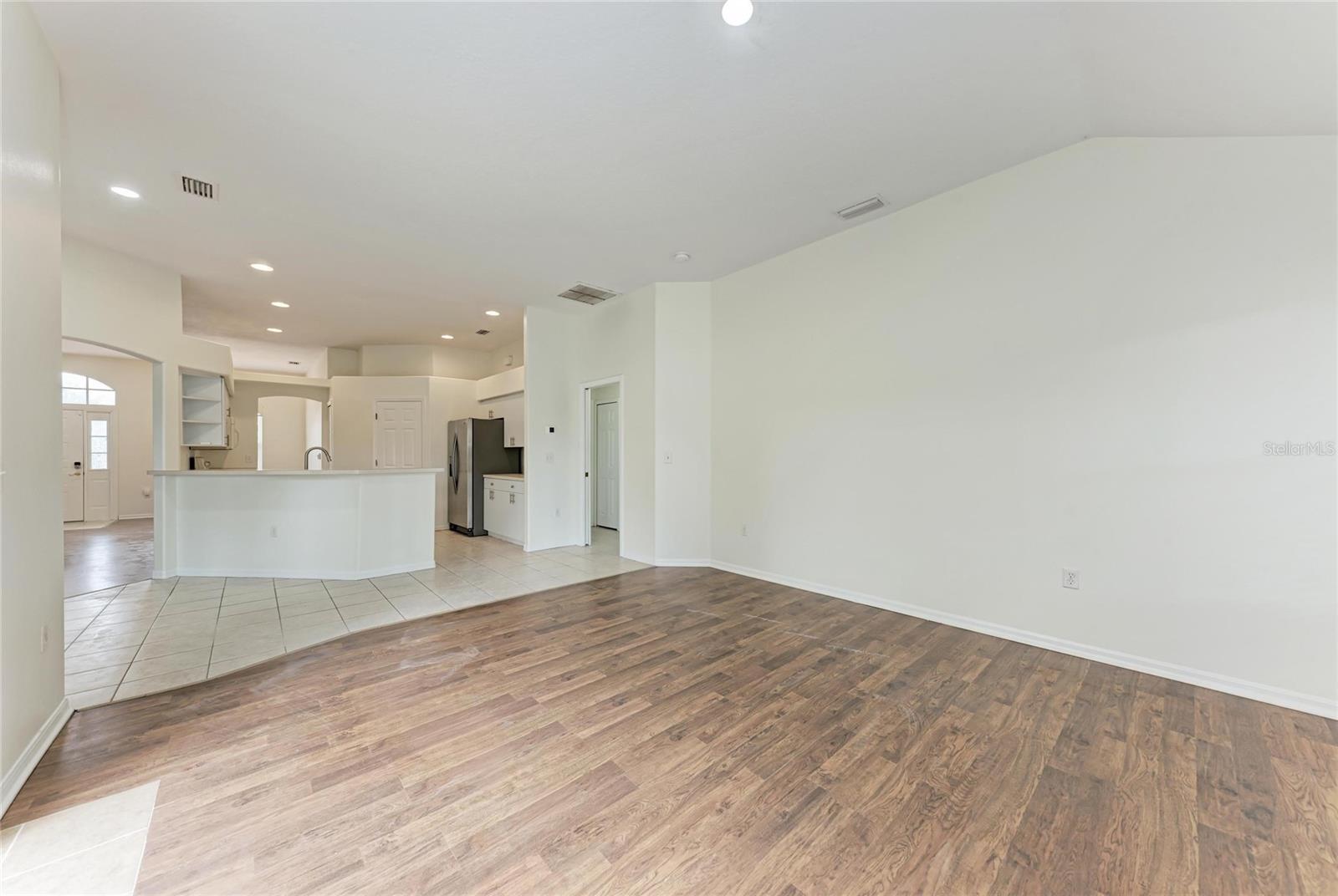 Image 15 of 40 For 3219 58th Terrace E