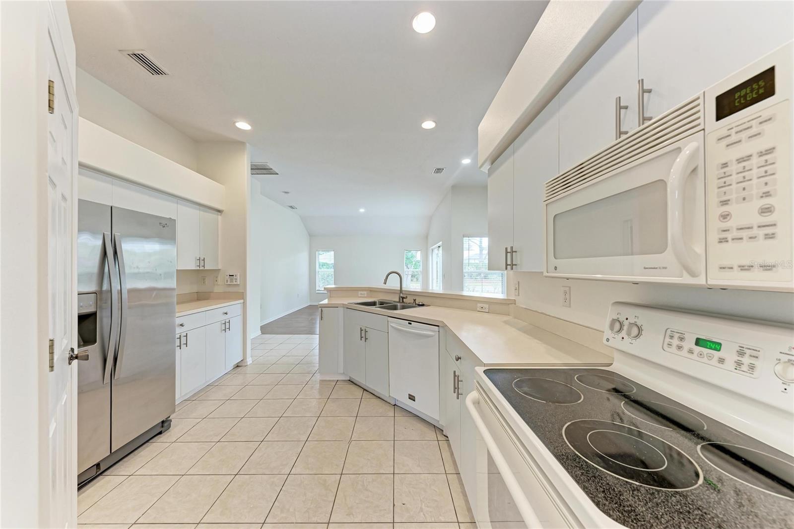 Image 20 of 40 For 3219 58th Terrace E