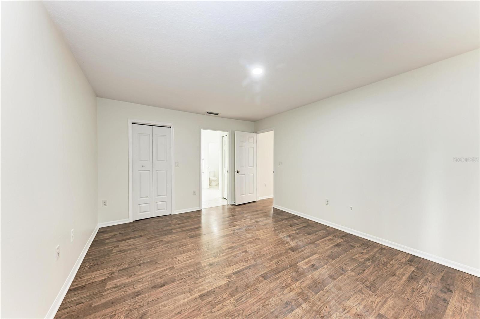 Image 26 of 40 For 3219 58th Terrace E