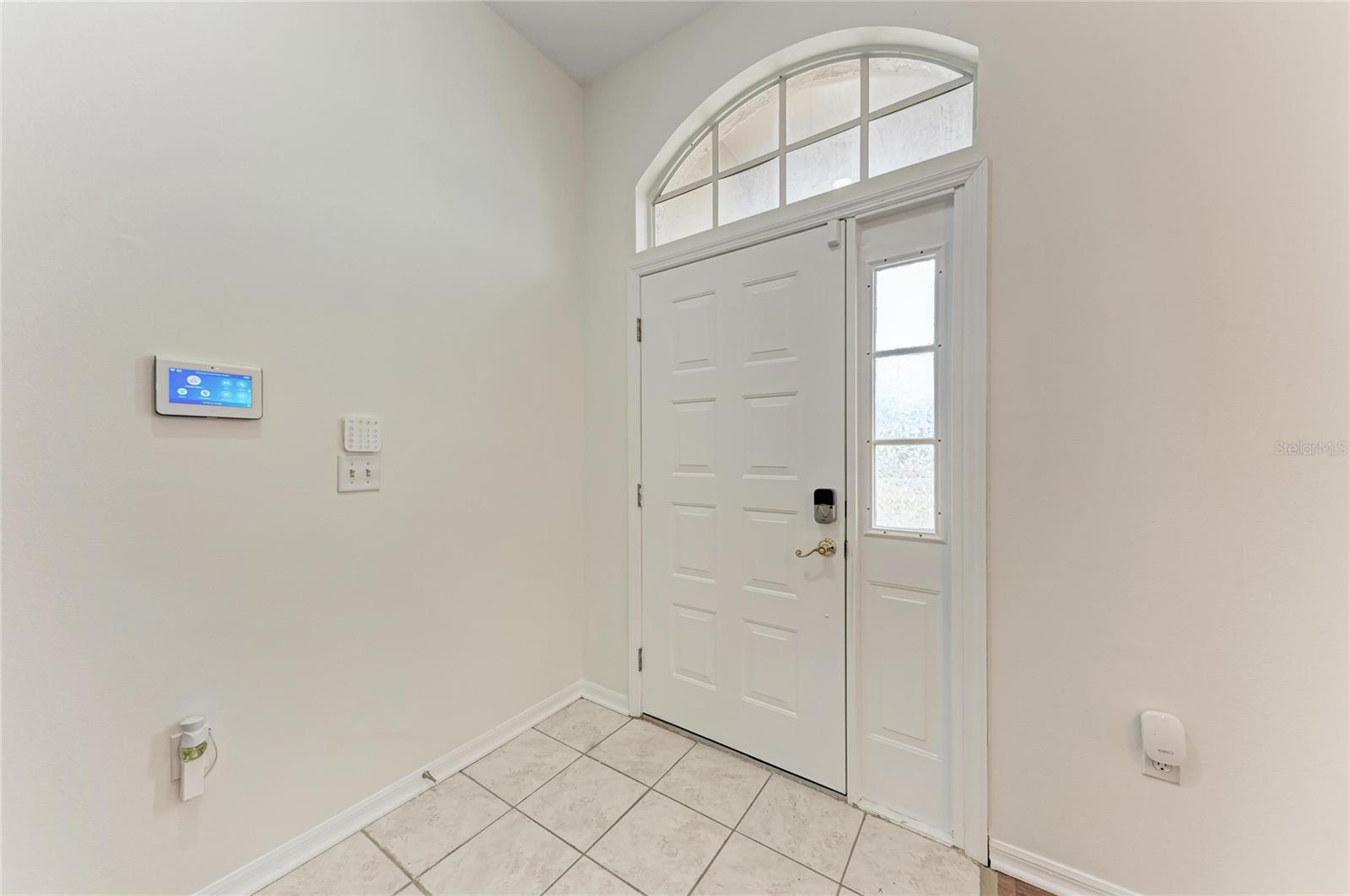 Image 6 of 40 For 3219 58th Terrace E