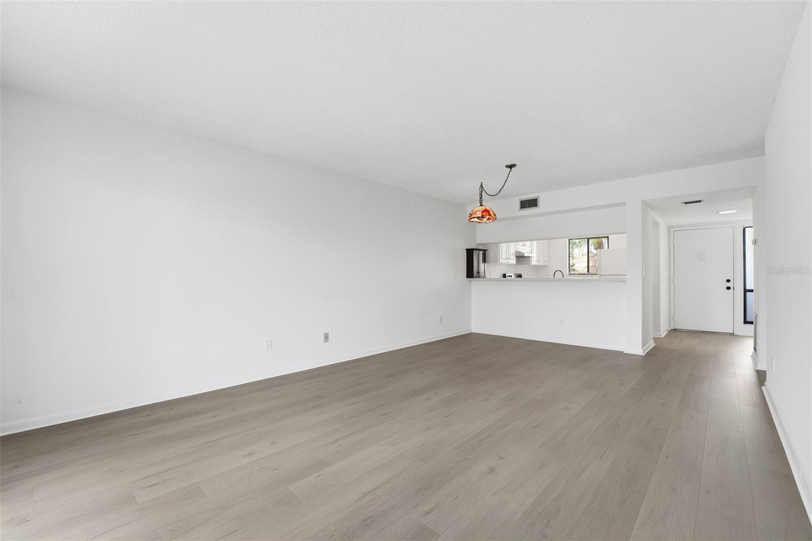 Image 11 of 39 For 1144 Bird Bay Way 102