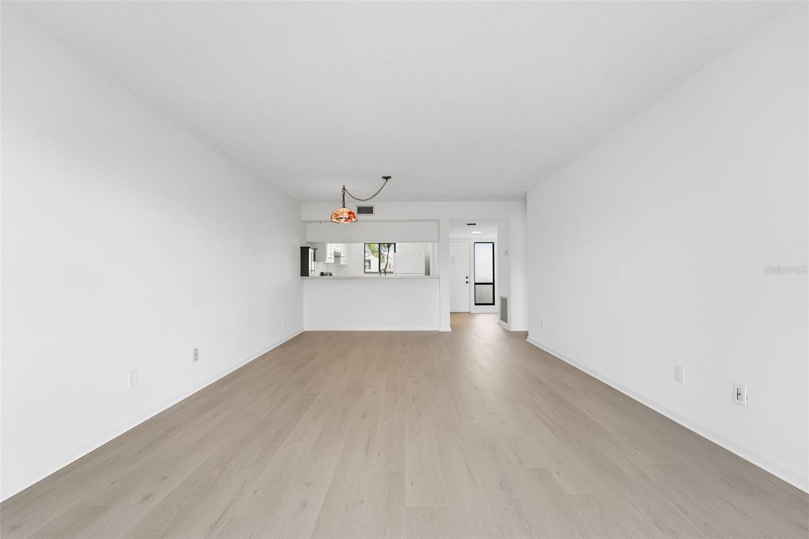 Image 12 of 39 For 1144 Bird Bay Way 102