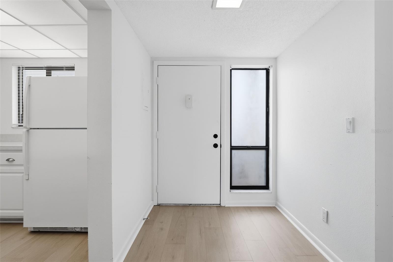 Image 3 of 39 For 1144 Bird Bay Way 102