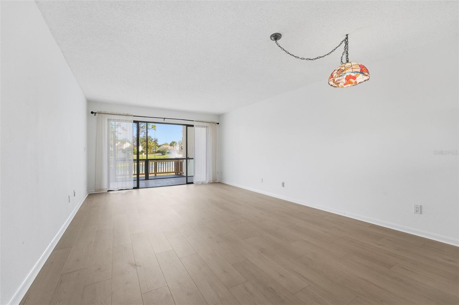 Image 8 of 39 For 1144 Bird Bay Way 102