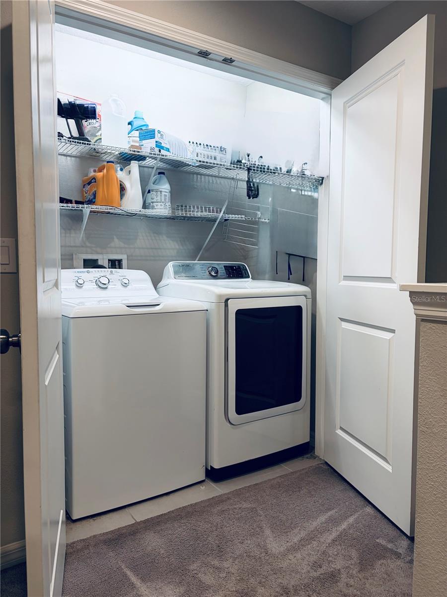 Image 18 of 39 For 6129 Willowside St