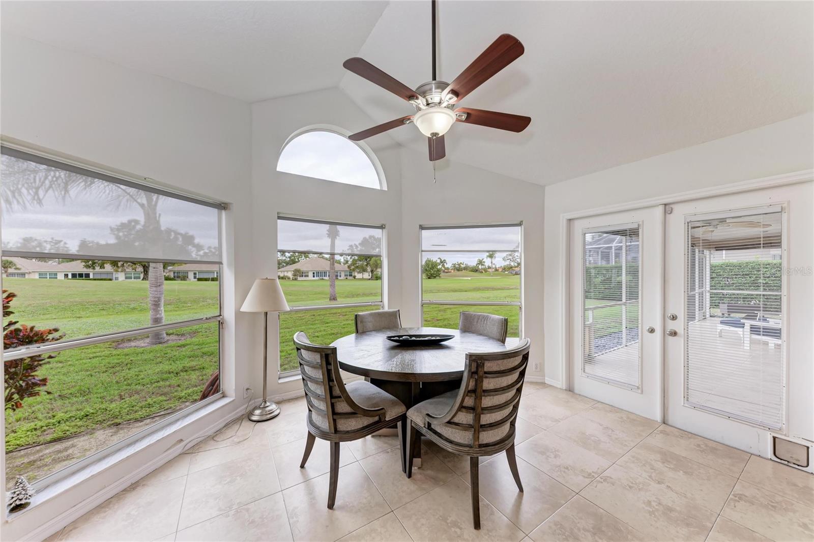 Image 16 of 64 For 4906 Peridia Boulevard E